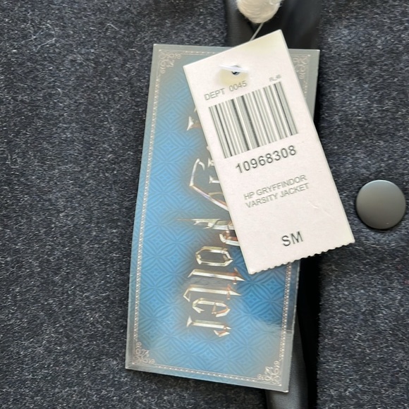 Harry Potter Gryffindor Varsity jacket NWT - Picture 2 of 4